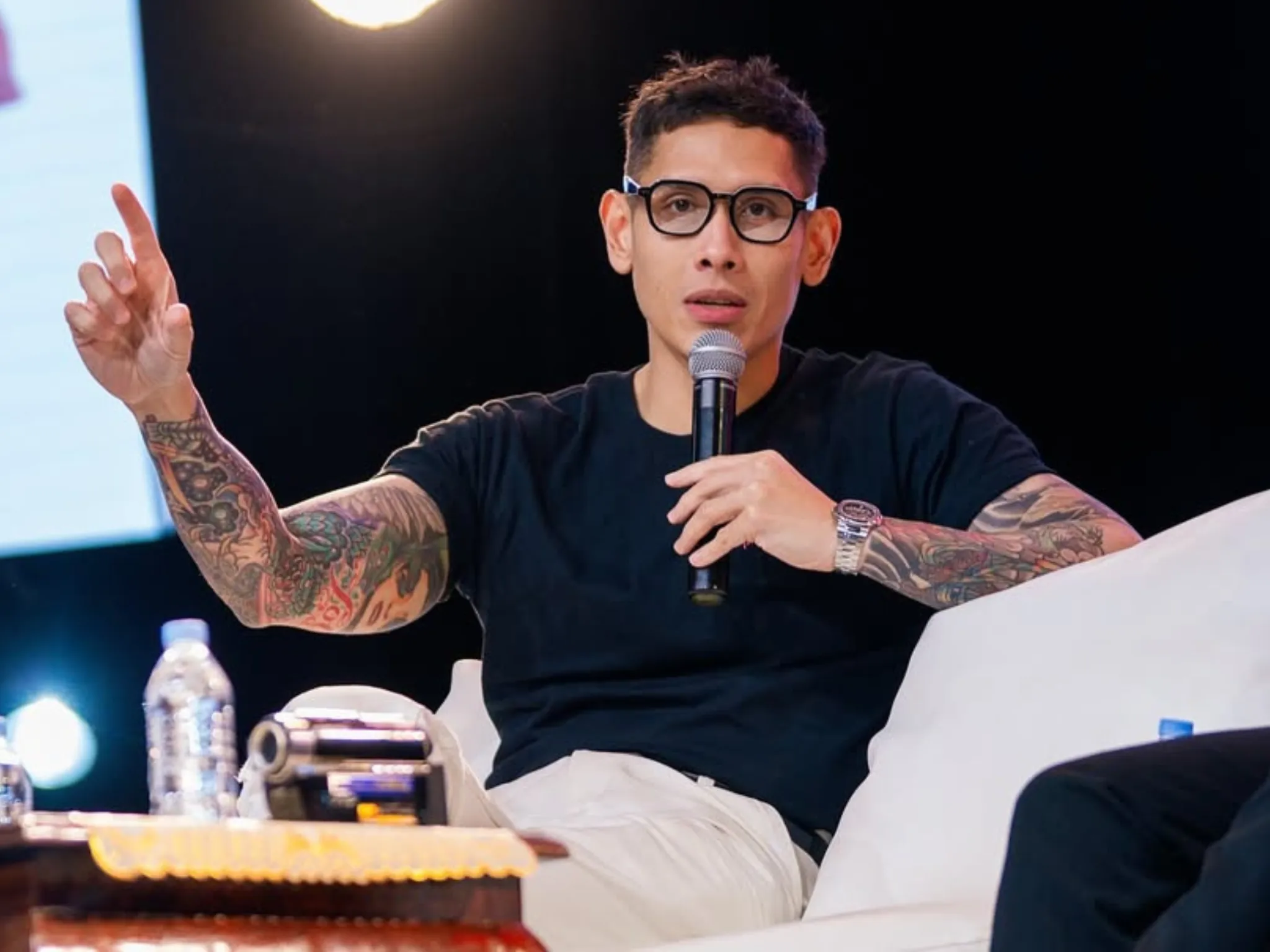 Tanpa Koar-Koar, Ganindra Bimo Bantu Biaya Pengobatan Korban Salah Pukul Aparat_