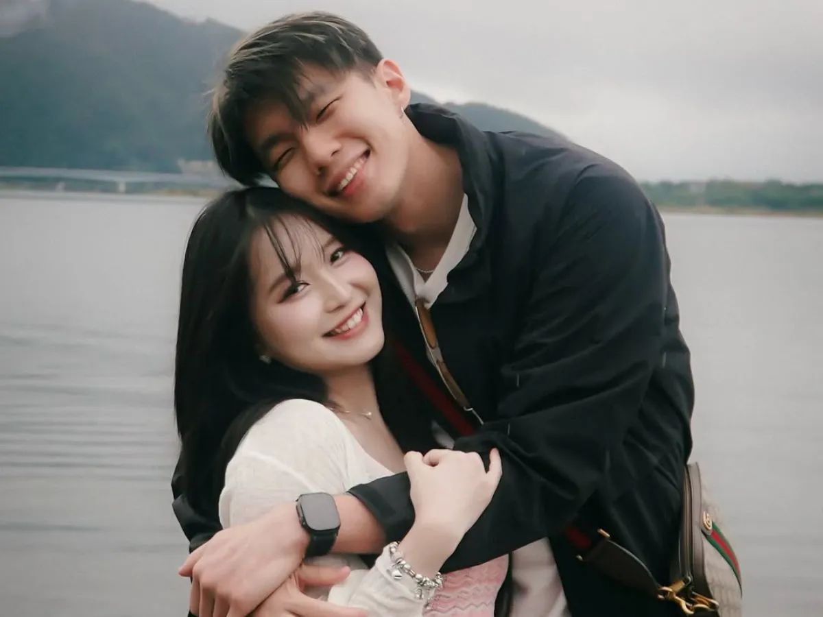 Menjelang Persalinan, Nita Vior Rutin Yoga Demi Bisa Lahiran Normal_