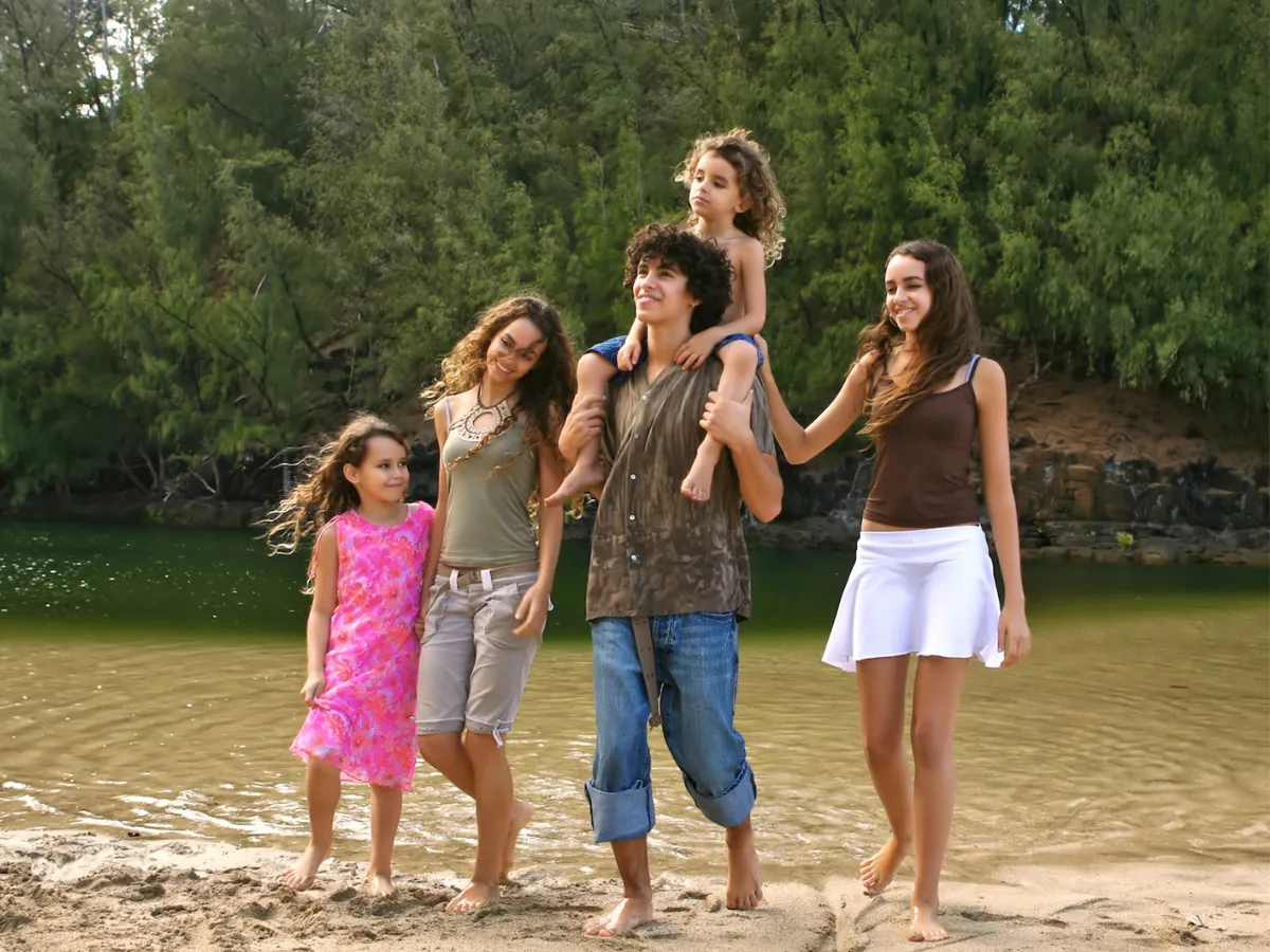 5 Cara Menjadi Kakak yang Baik Kuncinya Dengarkan dan Luangkan Waktu_