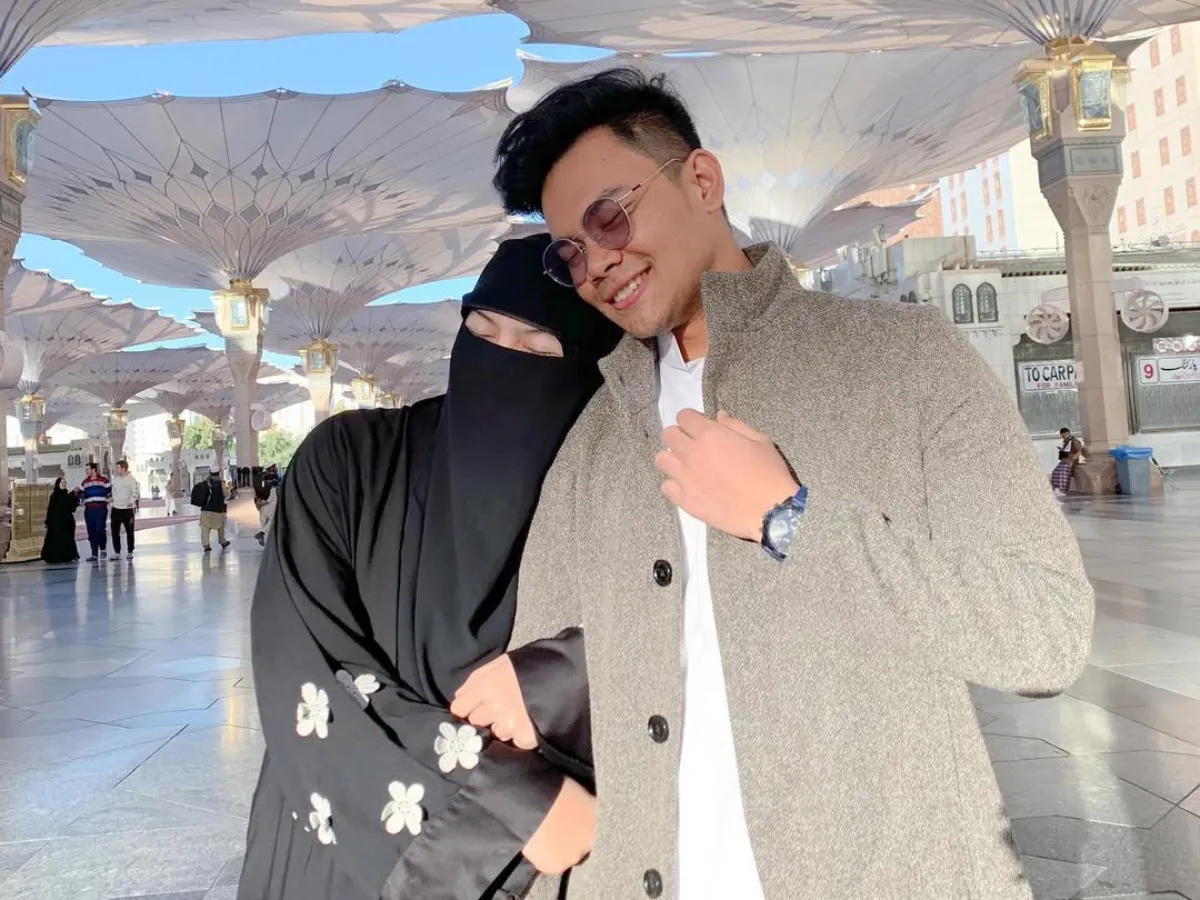 Nekat Poligami & Nikahi Siri Inara Rusli, Ini Pembelaan Insanul Fahmi “Kita Bisa Jadi Satu Tim”_